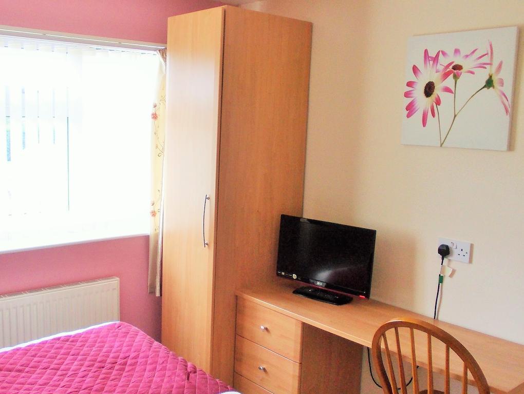 Rose Cottage Bed & Breakfast โซลิฮัล ห้อง รูปภาพ